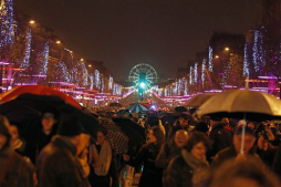 El mundo celebra la llegada de 2013 pese a la crisis mundial