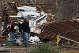 Múltiples tornados dejan caos y destrucción en Texas