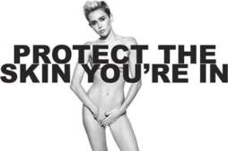 Miley Cyrus se desnuda