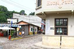 Ventas bajas y pocos turistas, la realidad en Copán