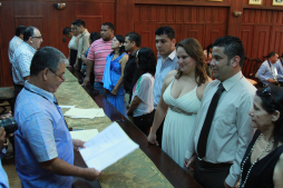 Mayores de 25 años, los que más se casan