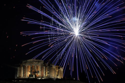 El mundo celebra la llegada de 2013 pese a la crisis mundial