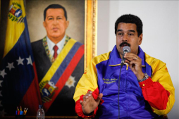Maduro ordena auditoría a notarías de frontera con Colombia por narcolavado