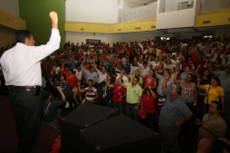 Escoto propone derogar Estatuto del Docente