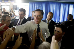 Romney critica a Obama por respuesta a ataques a diplomáticos