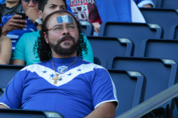 Catrachos se hicieron sentir en el Livestrong Park