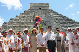 Presidente chino visita ruinas mayas de México