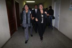 Rectora pide acusar a oficiales hondureños por crimen de universitarios