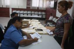 Matrículas de escuelas en Honduras serán por Internet en 2013