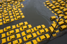 La región de Nueva York lucha por recuperar la normalidad tras la catástrofe