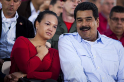 Maduro celebra el 59 natalicio de Chávez el día que cumple 100 en el poder