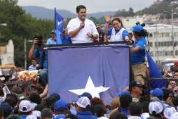 Libre y no el Partido Liberal es su oponente, afirma Juan Orlando Hernández