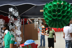 Universitarios piden protección de la Tierra