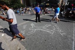 Detienen a decenas de personas en protestas tras fallo que dejó en libertad a Zimmerman