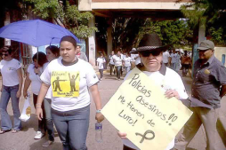 '¡No más violencia!”, gritan estudiantes universitarios
