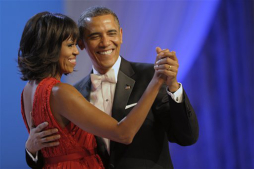 Los Obama derrochan complicidad en el baile de inauguración
