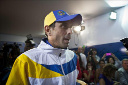 Venezuela: Capriles pide formalmente recuento de votos
