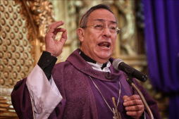 Honduras está sumida en tinieblas morales y violencia: Cardenal