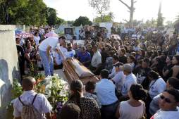 Conmoción y dolor en sepelio del cantante 'Big Joe”