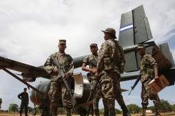 El papel de las Fuerzas Armadas en democracia de Honduras