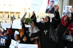 Islamistas llaman a protestas diarias durante una semana