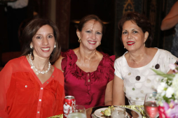 Bendiciones a la feliz cumpleañera