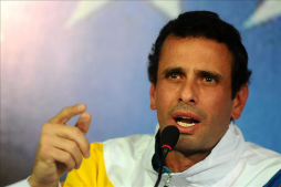 La oposición denuncia un intento de emboscada a Capriles en el ente electoral