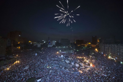 Egipto: Mursi anuncia una iniciativa para formación de un Gobierno de unidad