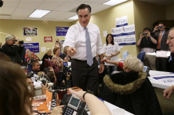 Romney y Obama buscan a última hora el voto de los indecisos