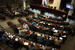 Honduras: Presupuesto 2013 a debate sin tener fuentes de financiamiento