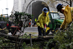 Supertormenta Sandy deja 40 muertos y apagón masivo en EUA