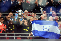 El festejo del Wigan, un sufrido campeón