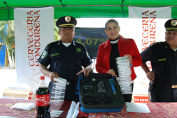 Cervecería Hondureña entrega donativo a Policía de Tránsito