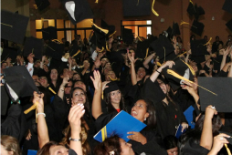 Culminan con éxito 309 profesionales