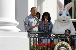 Famosos buscan huevos de Pascua con Obama