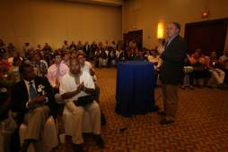 El narcotráfico y la corrupción amenazan la democracia