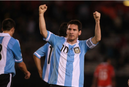 Higuaín lidera a Argentina sobre Chile con un 'hat-trick'