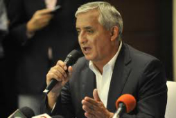 Guatemala ofrece a españoles invertir $10 mil millones en canal seco