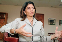 Presidenta de Costa Rica: 'Ojalá se repita un aztecazo'