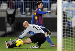 Un Lionel Messi imperial lidera otra fiesta del Barcelona