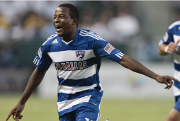 Marvin Chávez es traspasado al San José Earthquakes