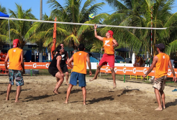 Viento en popa la Copa de Voleibol Gatorade