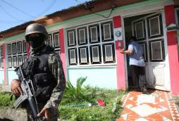 En 7 allanamientos simultáneos antidroga capturan a 6 personas