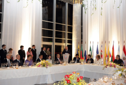 Comienza la primera sesión de la XXI Cumbre Iberoamericana en Paraguay