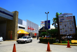 Un millón de visitas al mes recibe el City Mall de San Pedro Sula