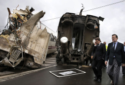 España: Cuatro latinoamericanos mueren en tren