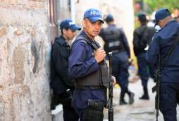 Cambiar de estrategia para mejorar la seguridad sugiere rectora de Unah