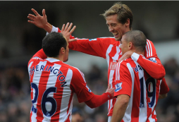 Wilson Palacios no es convocado y Ramón Núñez fue titular