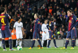 Real Madrid humilla al Barça y es el primer finalista de la Copa