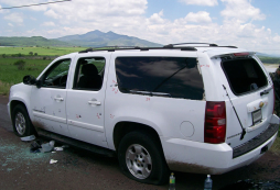 Acusan a narcos de muerte de marinos en México